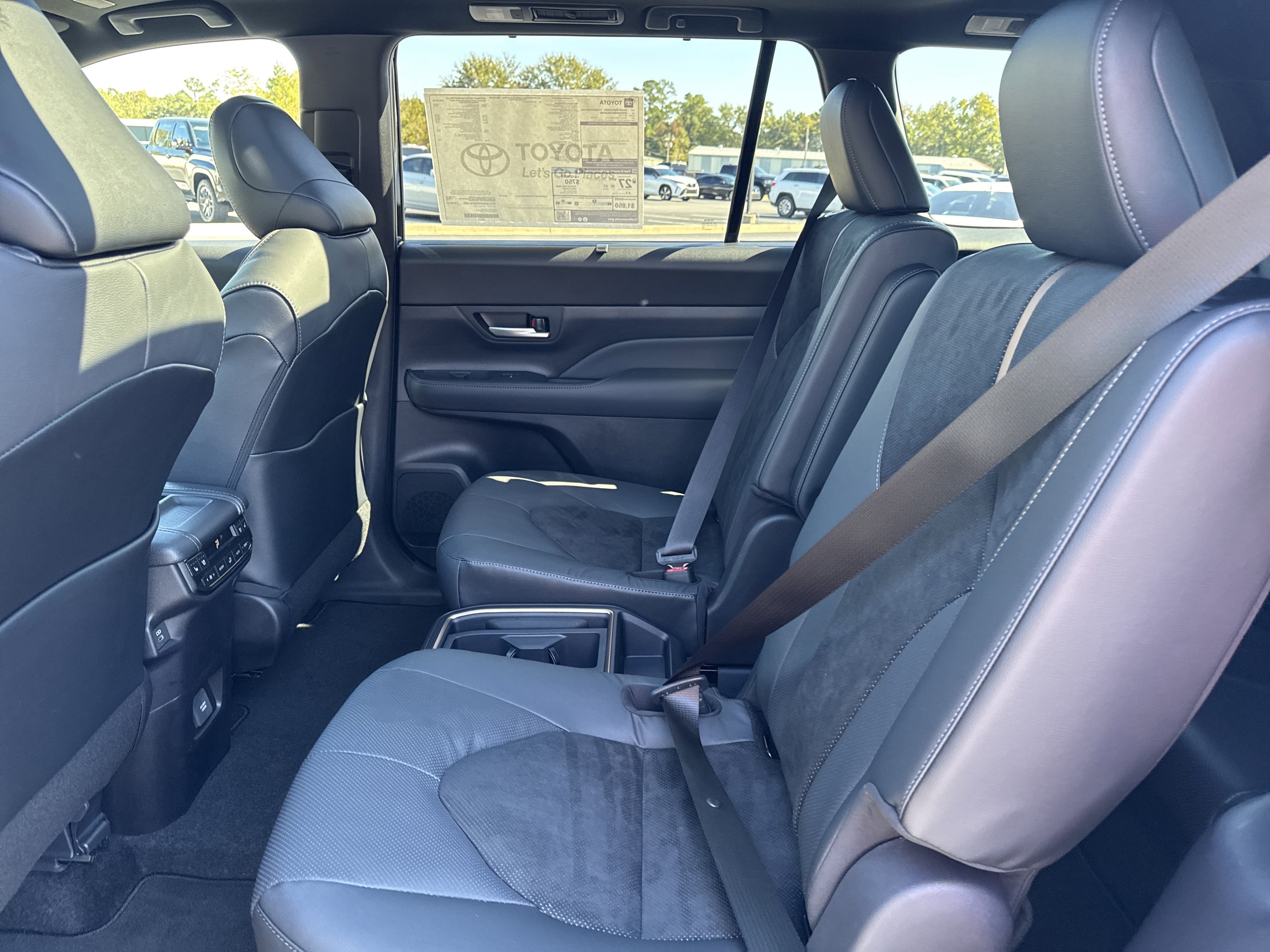 New 2026 Toyota Grand Highlander AWD Hybrid image 24