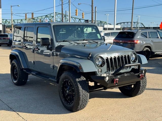 Used 2015 Jeep Wrangler Unlimited Sahara w/ Connectivity Group image 7