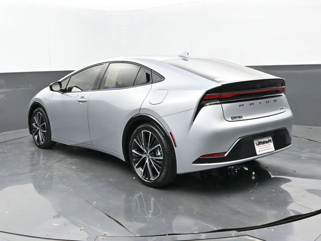 Used 2024 Toyota Prius XLE image 3