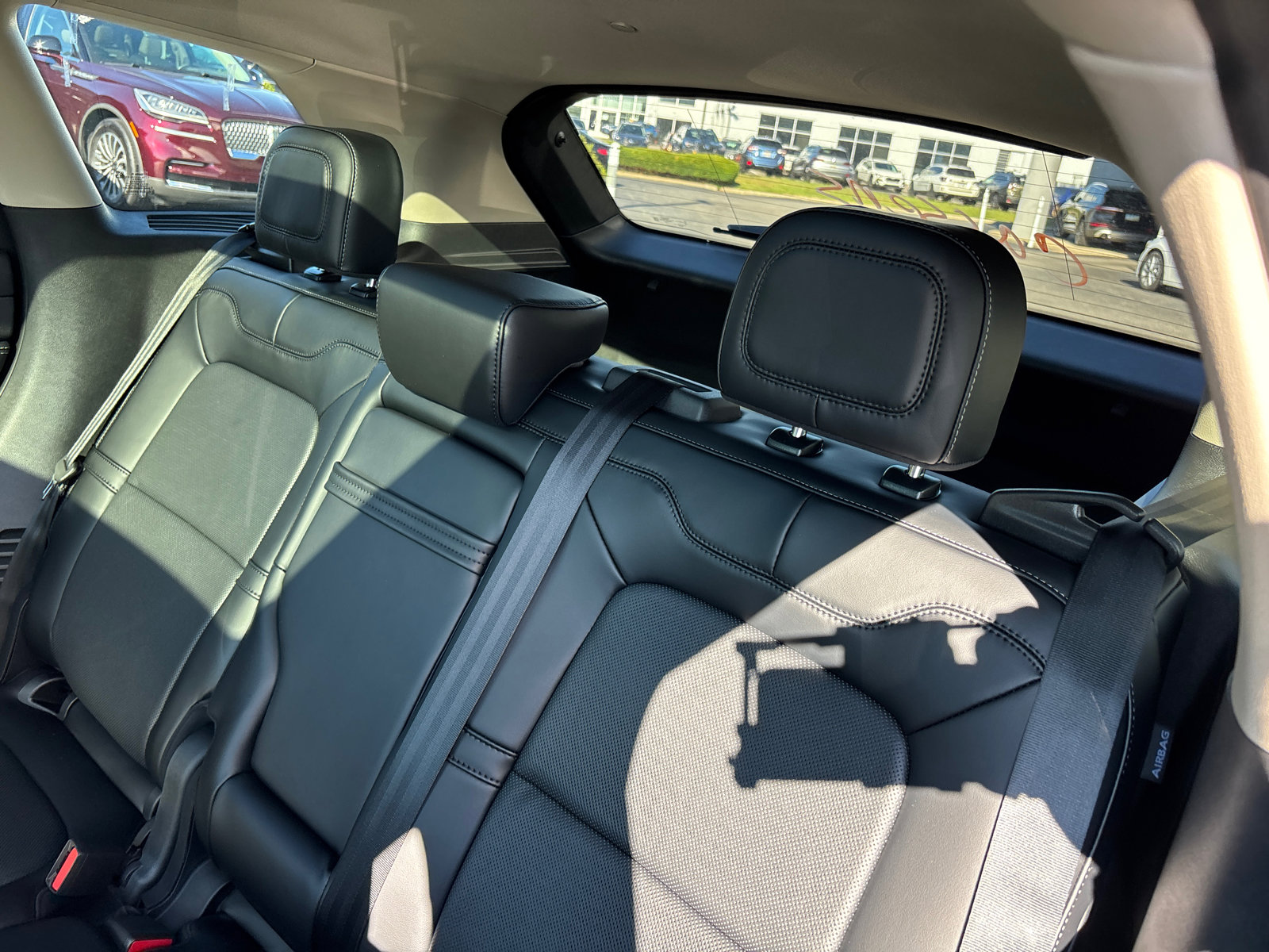 New 2025 Lincoln Corsair Reserve image 27