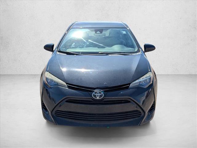 Used 2018 Toyota Corolla LE image 2