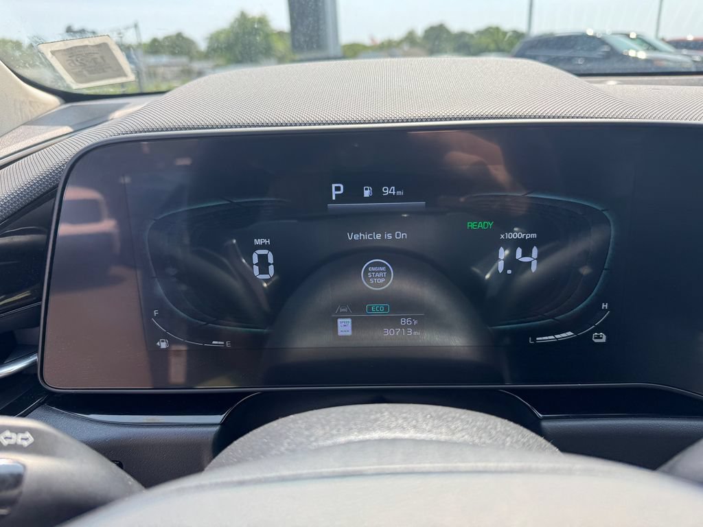 Used 2023 Kia Niro SX Touring FWD image 22