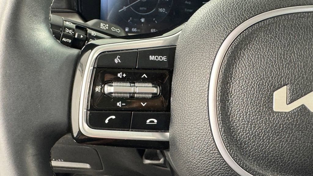 Used 2023 Kia Sorento SX image 23