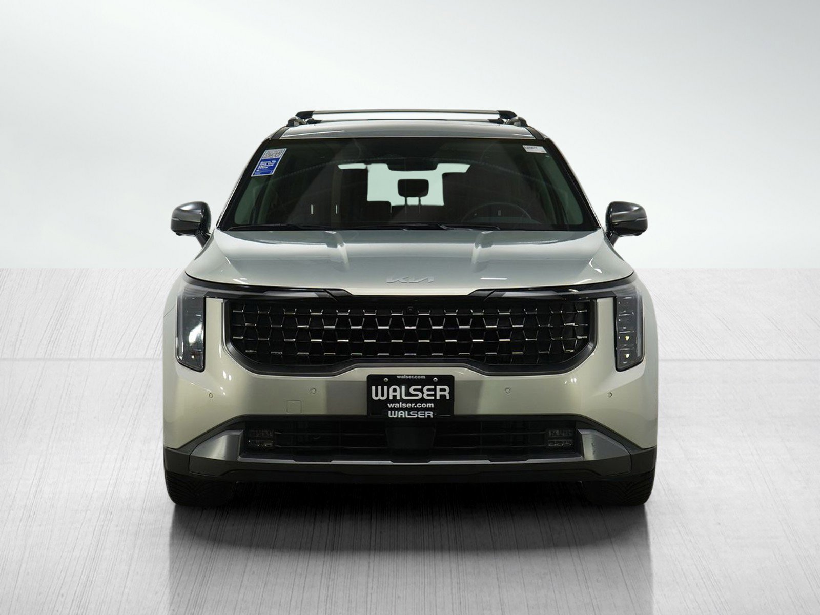 Used 2025 Kia Carnival SX Prestige image 8