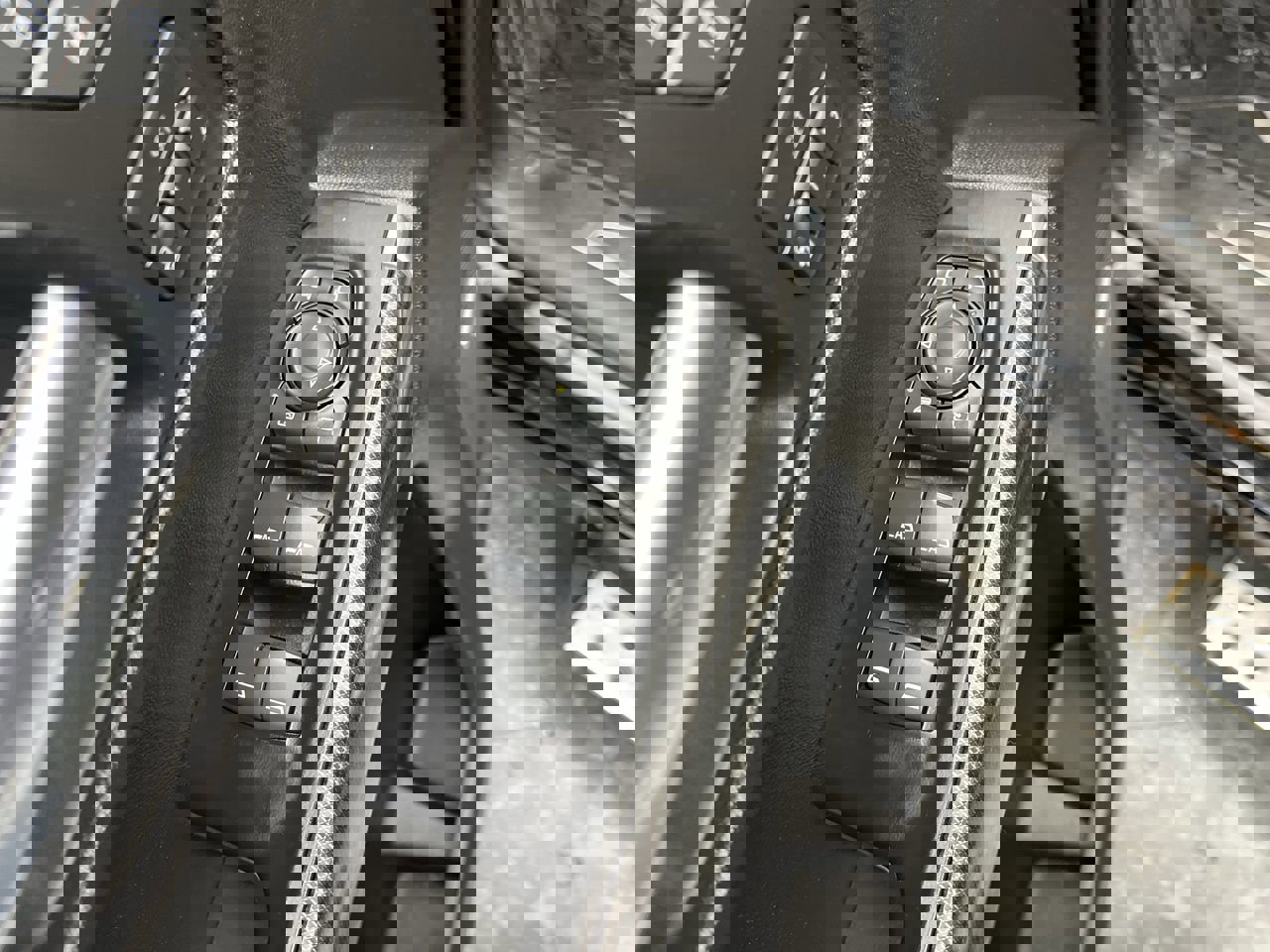 Used 2019 GMC Sierra 1500 AT4 image 8