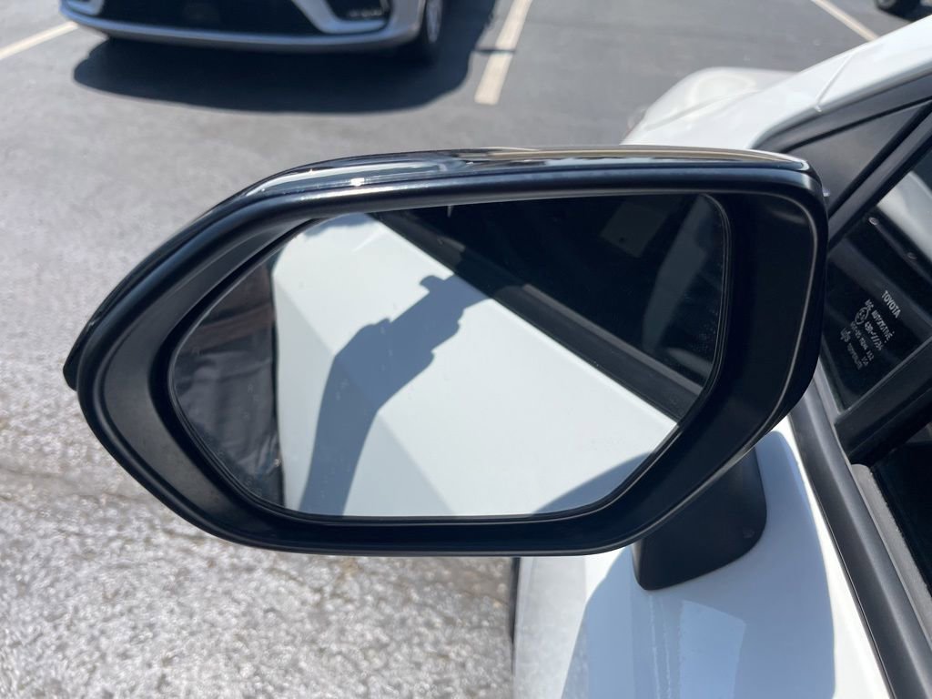 Used 2021 Toyota Corolla SE FWD image 14