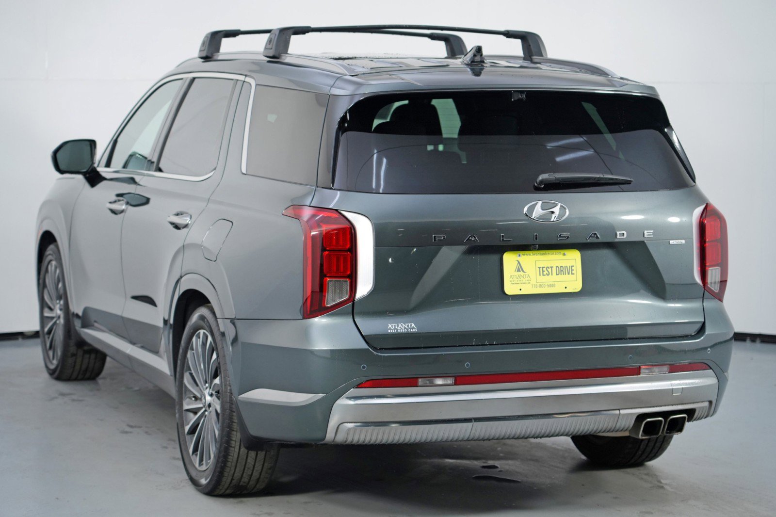 Used 2023 Hyundai Palisade Calligraphy image 51