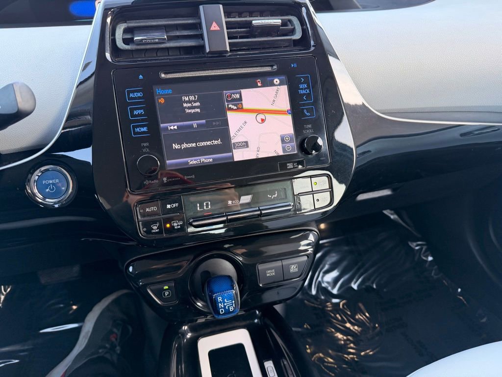 Used 2017 Toyota Prius Four image 19