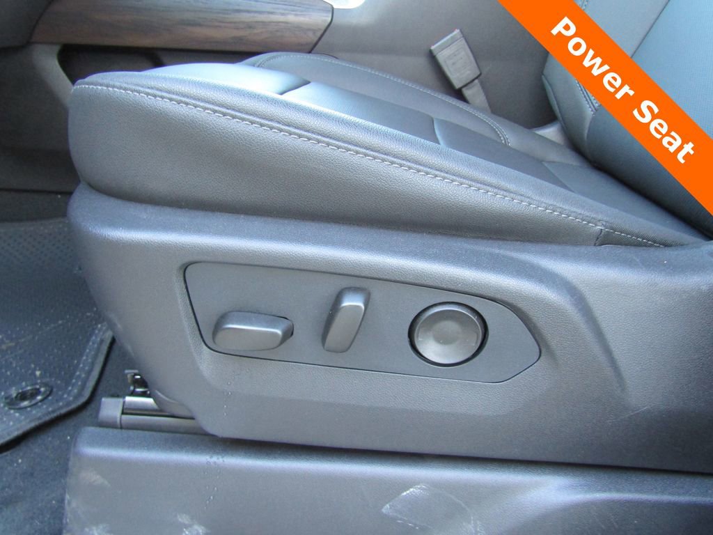 New 2026 GMC Sierra 3500 SLT w/ SLT Convenience Package image 8