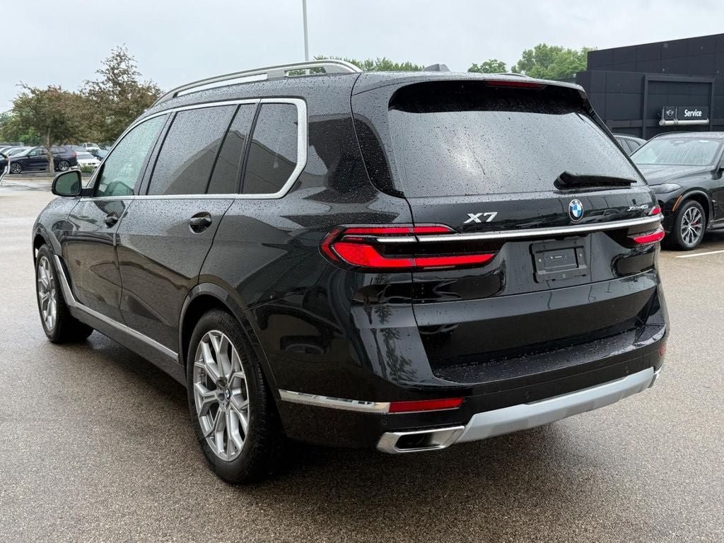 Used 2025 BMW X7 xDrive40i AWD/4WD image 6