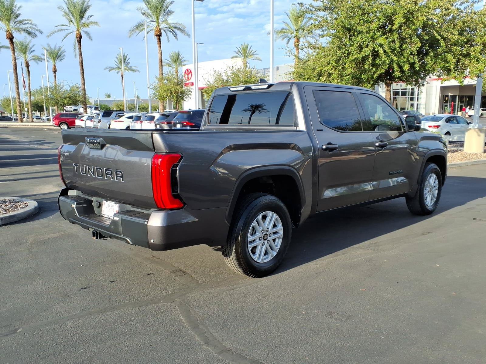 Used 2022 Toyota Tundra SR5 w/ Convenience Package RWD image 4