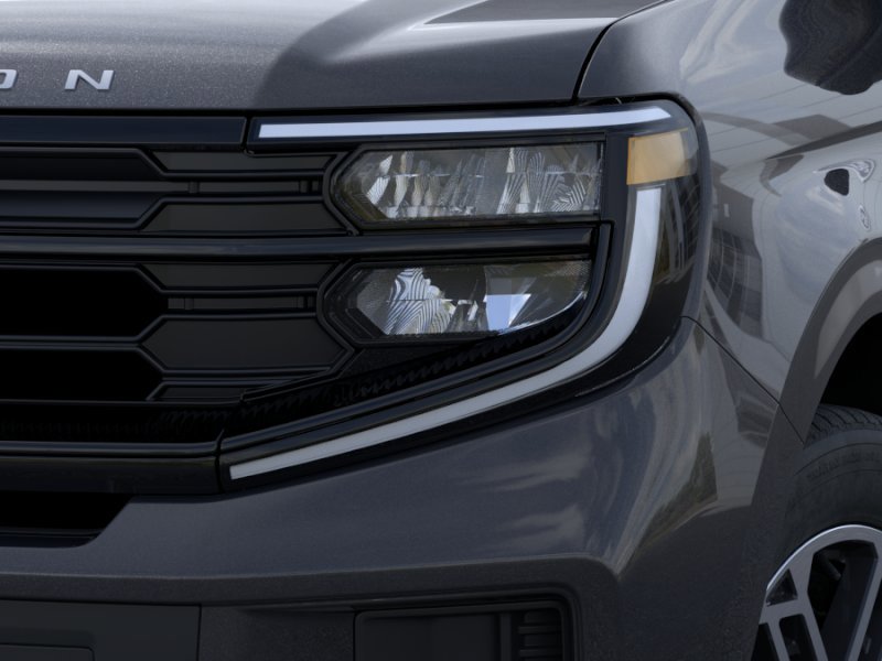New 2025 Ford Expedition Active image 18