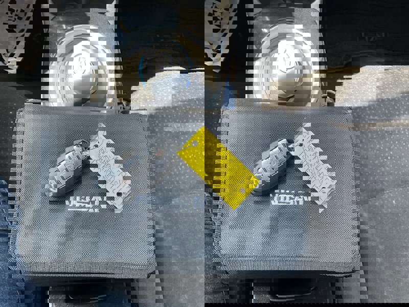 Used 2017 Nissan Leaf SV image 27