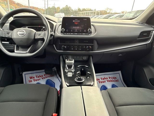 Certified 2025 Nissan Rogue S image 24