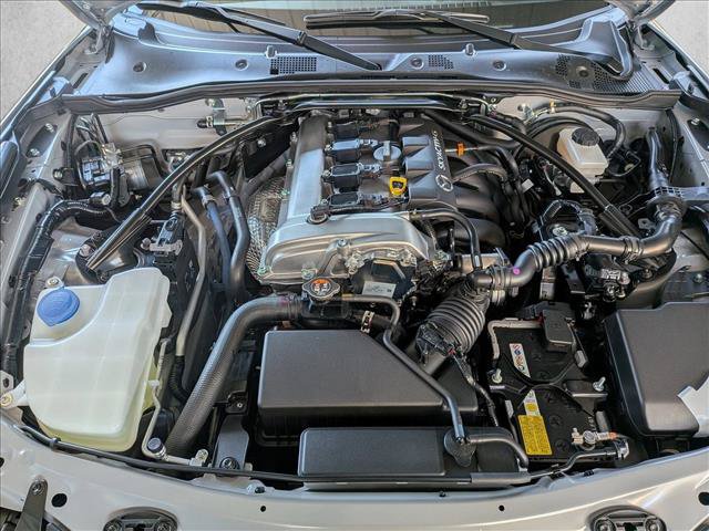 New 2026 MAZDA MX-5 Miata Club w/ Interior Package RWD image 17