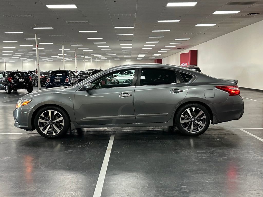 Used 2016 Nissan Altima 2.5 SR image 4