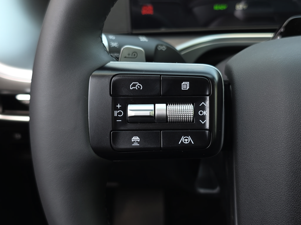 New 2026 Hyundai Ioniq 9 SE AWD/4WD image 26