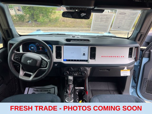 Used 2025 Ford Bronco Heritage Edition AWD/4WD image 34
