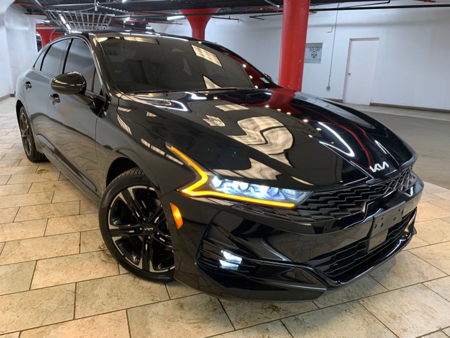 Used 2022 Kia K5 GT-Line w/ GT-Line FWD Premium Package image 2