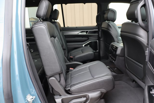 New 2026 Jeep Grand Wagoneer Limited AWD/4WD image 51