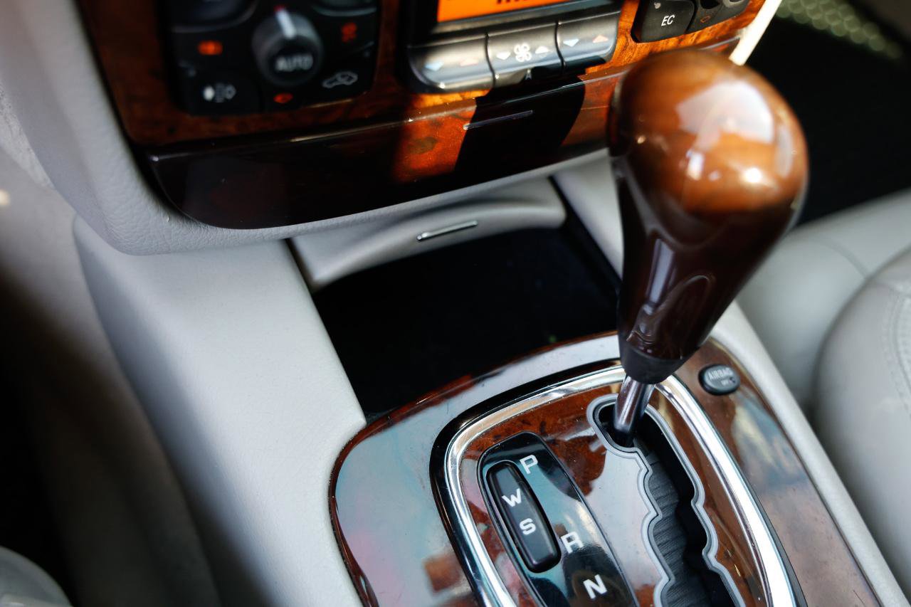 Used 2001 Mercedes-Benz S 500 image 37