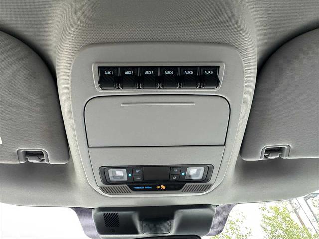 Used 2023 Ford F350 XLT w/ FX4 Off-Road Package image 31