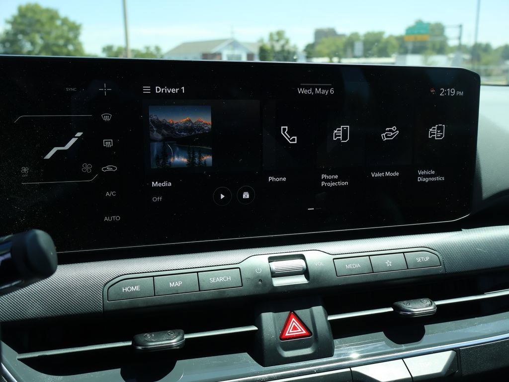 Used 2025 Kia K4 EX FWD image 37