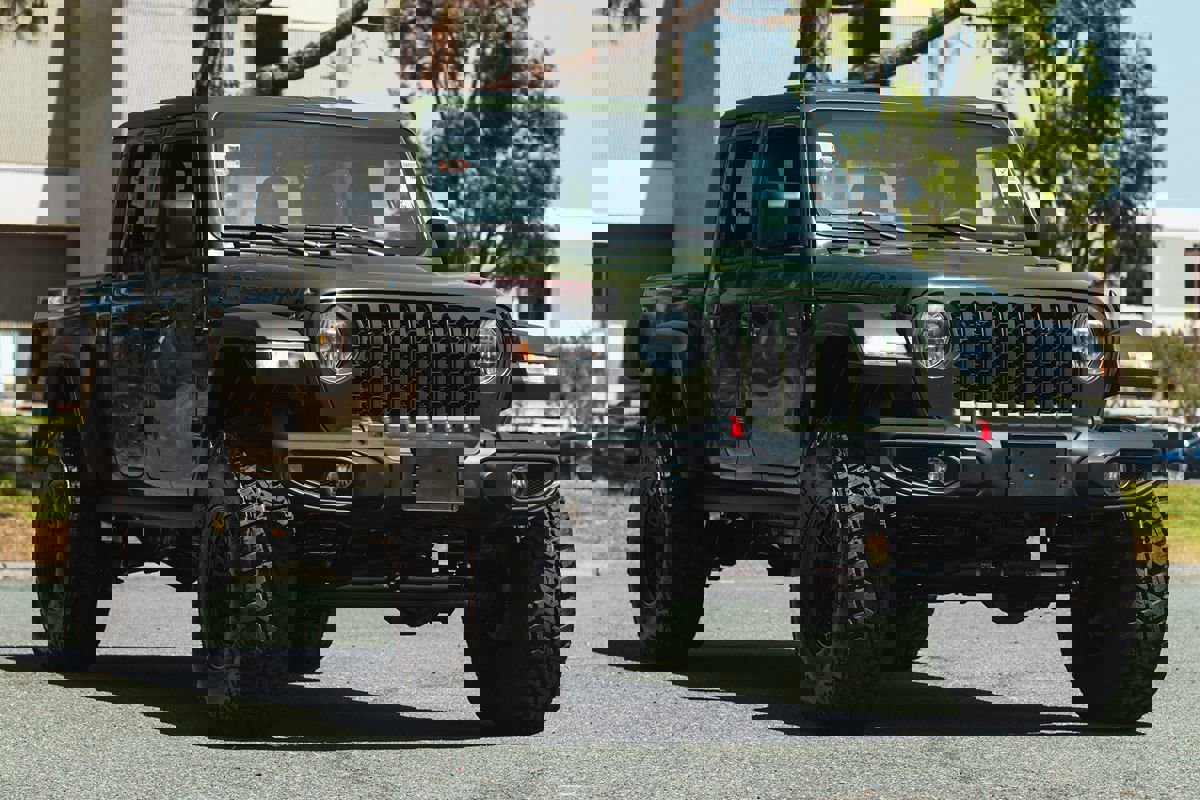 Used 2023 Jeep Gladiator Rubicon image 7