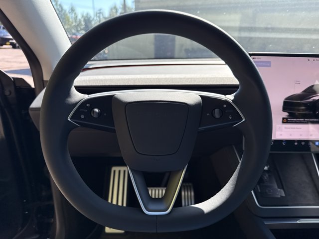 Used 2026 Tesla Model Y 2WD image 18