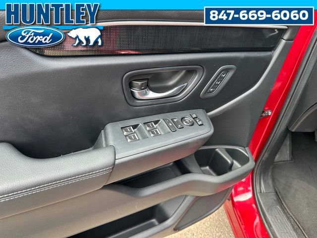 Used 2023 Honda Pilot Elite image 25