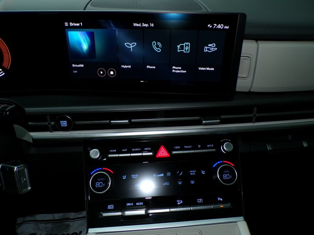 Certified 2024 Hyundai Santa Fe SEL FWD image 24