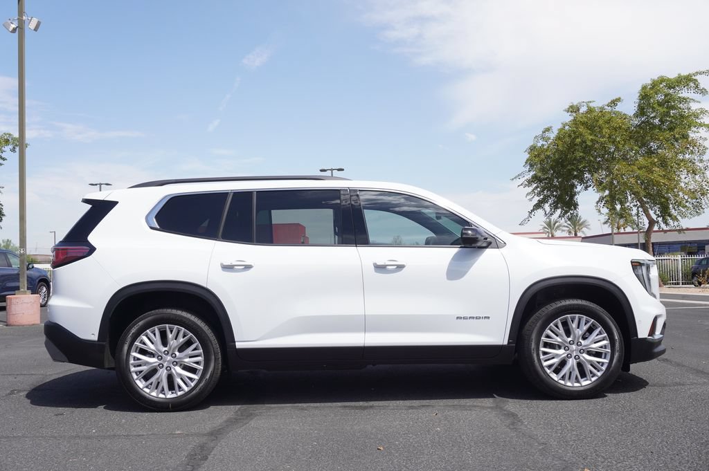 New 2027 GMC Acadia Elevation w/ Super Cruise Package FWD image 2