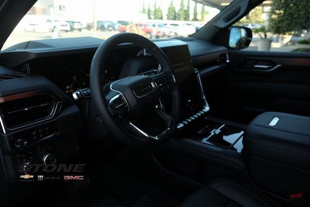 New 2025 GMC Yukon XL Denali w/ Sun & Power Step Package image 12