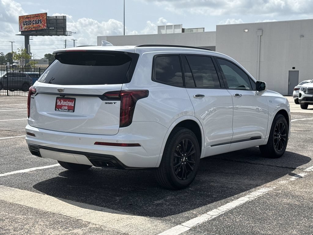 Used 2024 Cadillac XT6 Luxury FWD image 5