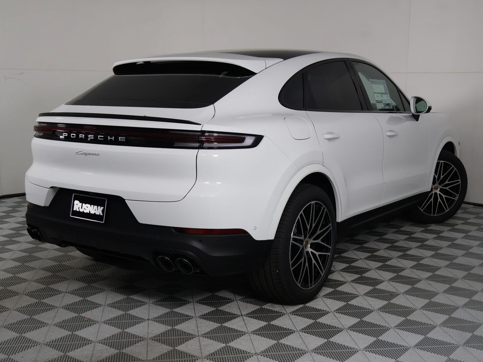 New 2026 Porsche Cayenne Coupe AWD/4WD image 7