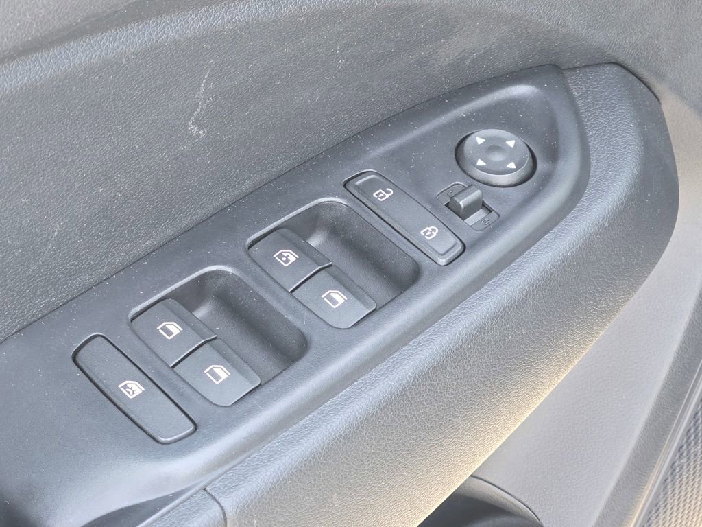 Used 2023 Hyundai Venue SEL image 27