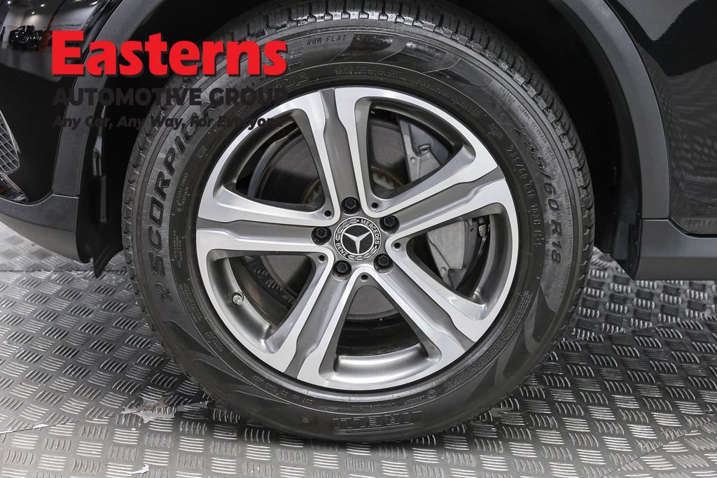 Used 2018 Mercedes-Benz GLC 300 4MATIC image 33