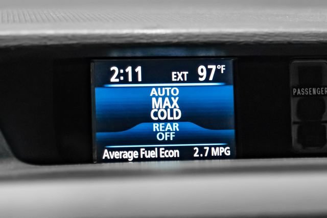 Used 2012 Toyota Sienna XLE FWD image 30