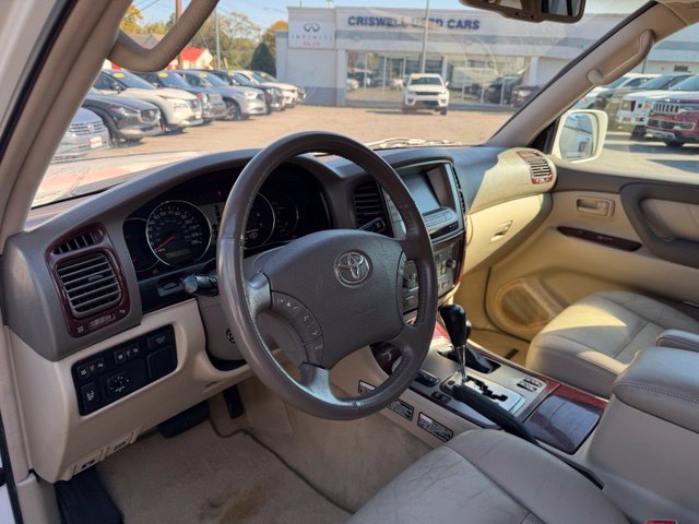Used 2006 Toyota Land Cruiser w/ Convenience Pkg AWD/4WD image 6