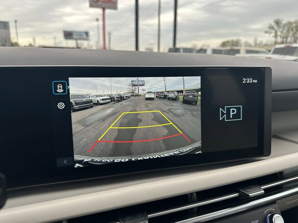 Used 2025 Hyundai Tucson SE image 16