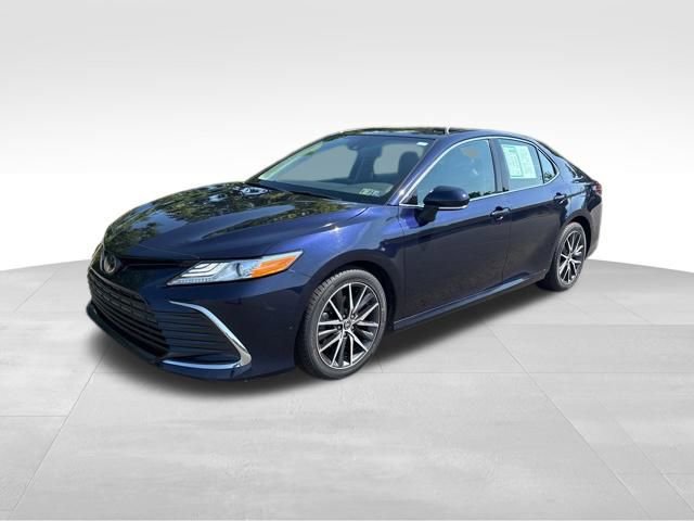 Used 2021 Toyota Camry XLE