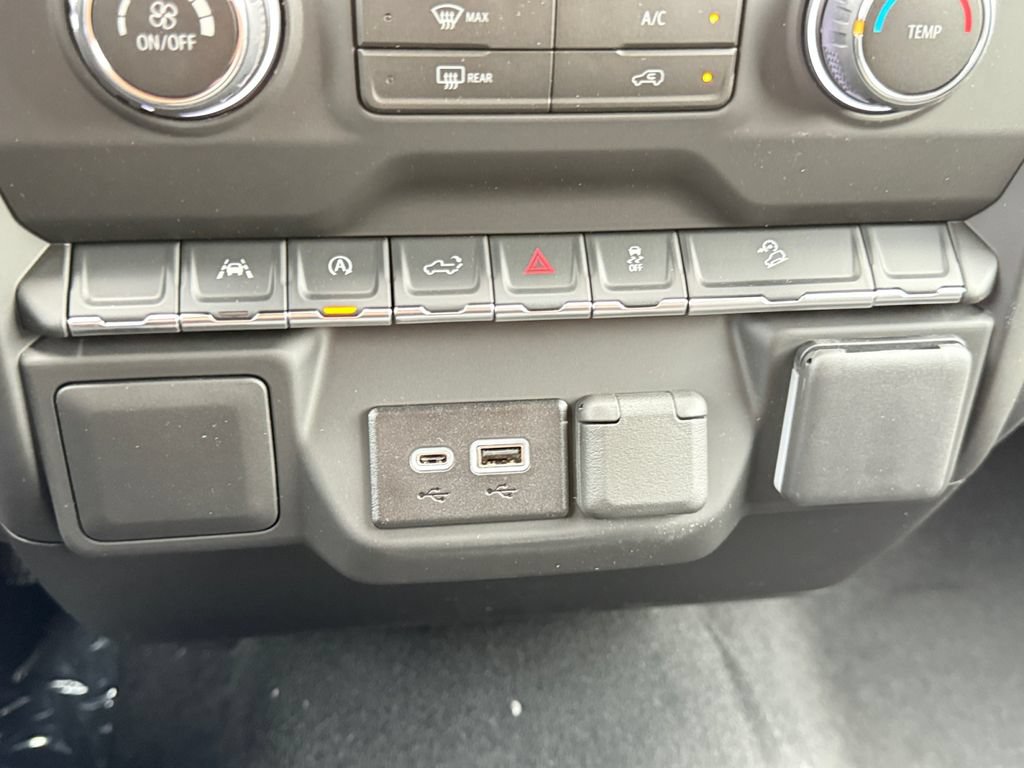 New 2026 Chevrolet Silverado 1500 Custom Trail Boss AWD/4WD image 17
