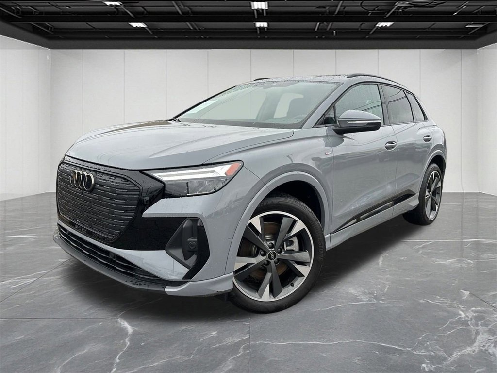 Used 2024 Audi Q4 e-tron Premium image 1