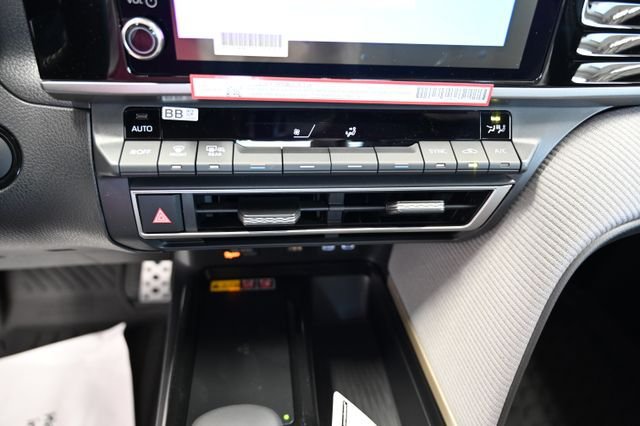 New 2026 Toyota Camry SE FWD image 16
