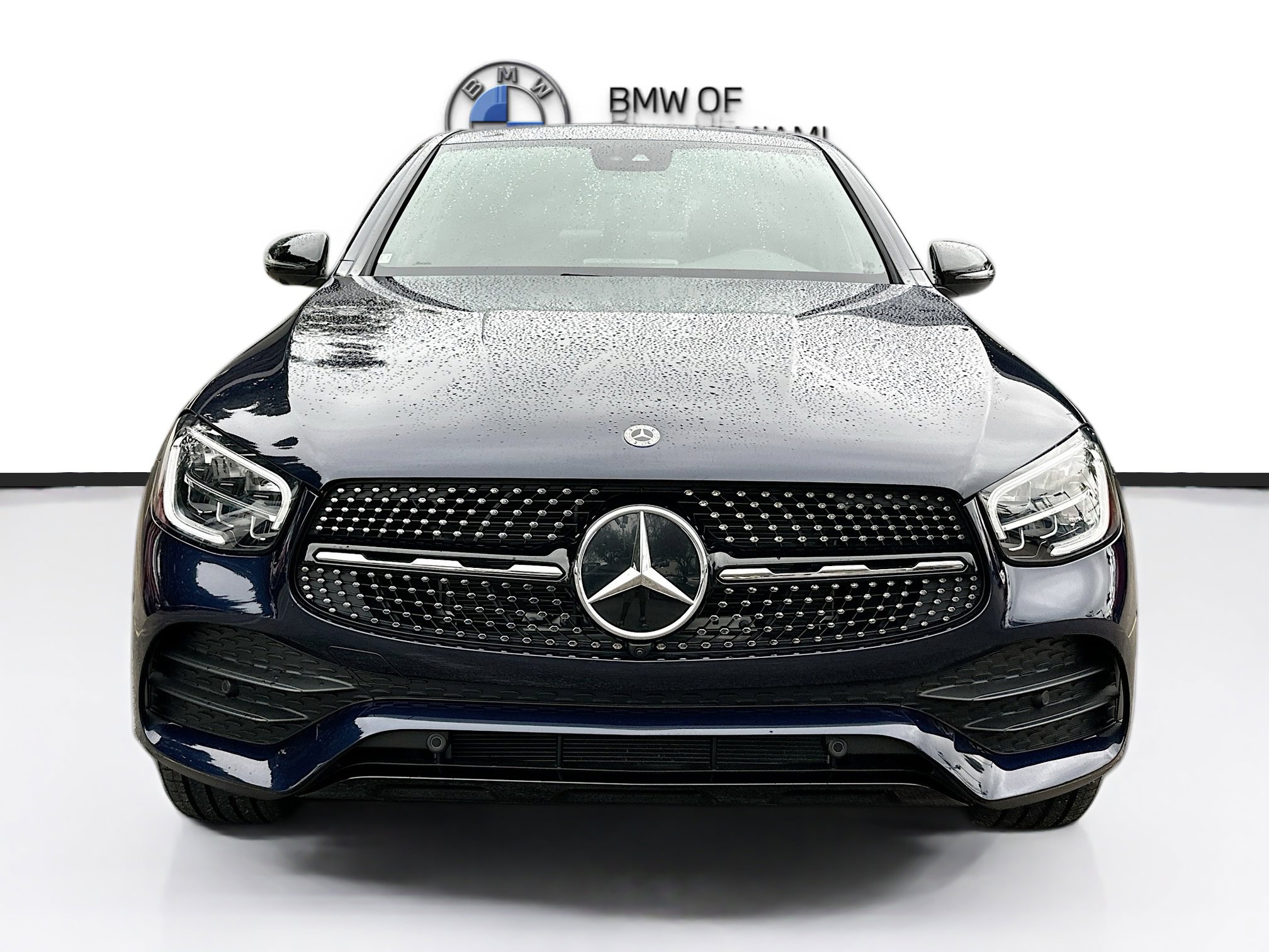 Used 2023 Mercedes-Benz GLC 300 4MATIC Coupe image 2