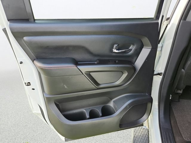 Used 2020 Nissan Titan PRO-4X AWD/4WD image 25