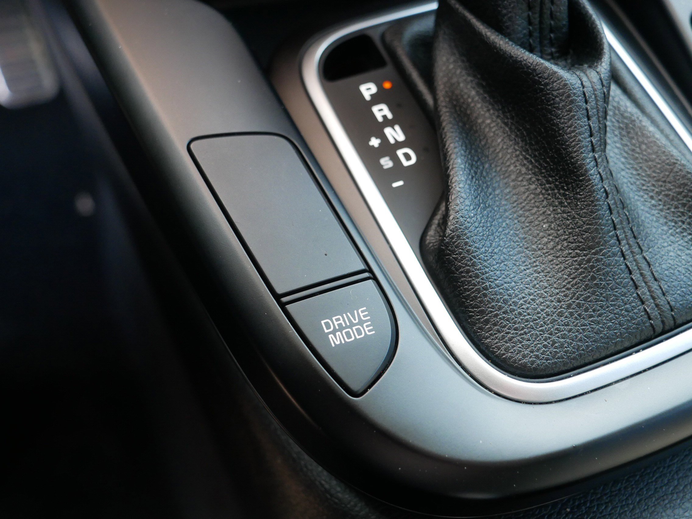 Certified 2025 Kia Soul LX w/ LX Technology Package FWD image 31