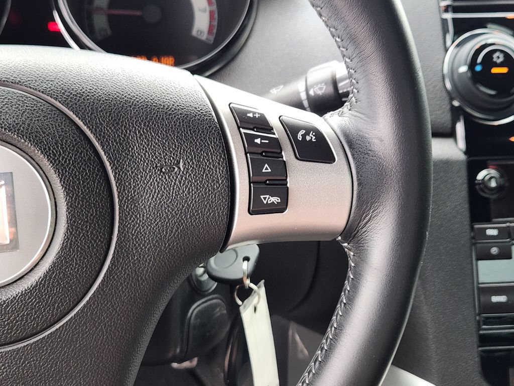 Used 2009 Saturn Sky Red Line RWD image 29