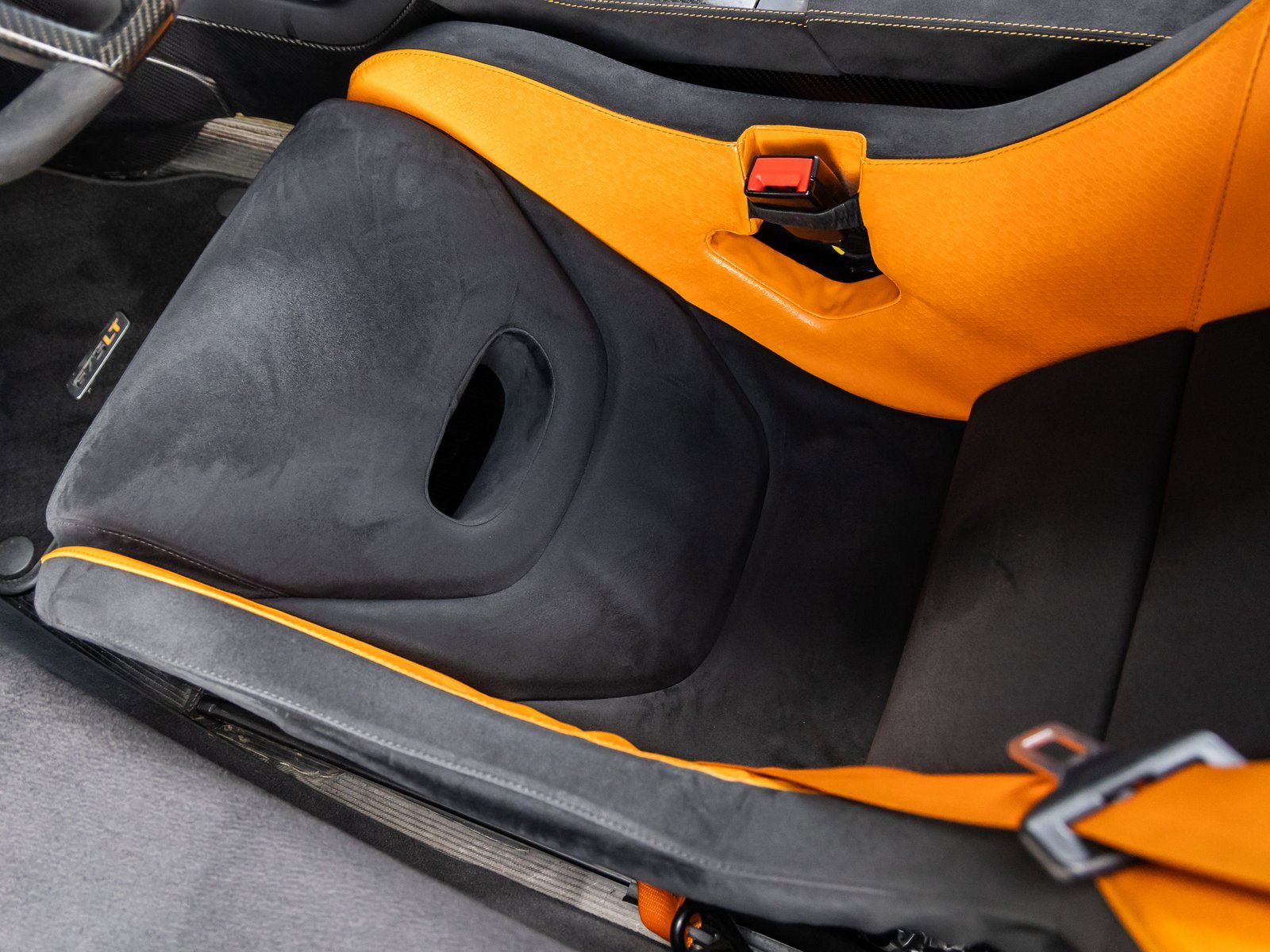 Used 2016 McLaren 675LT Coupe image 28