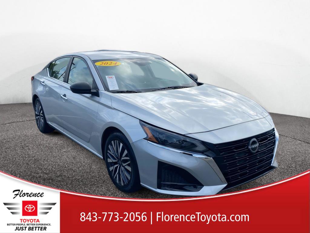 Used 2024 Nissan Altima 2.5 SV
